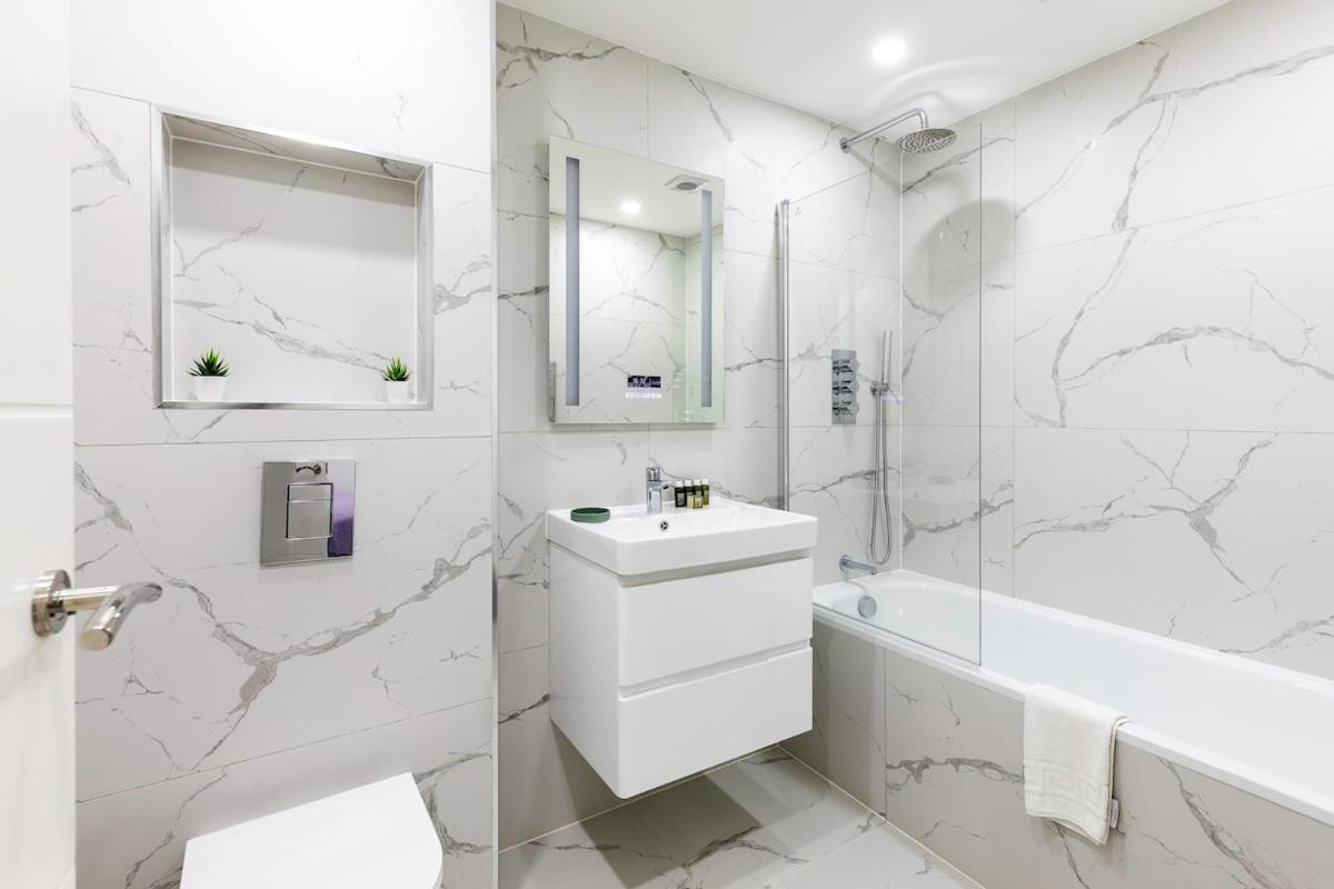 Majestic Lux 5bed 2bath Free Parking Garden Appartement Londres