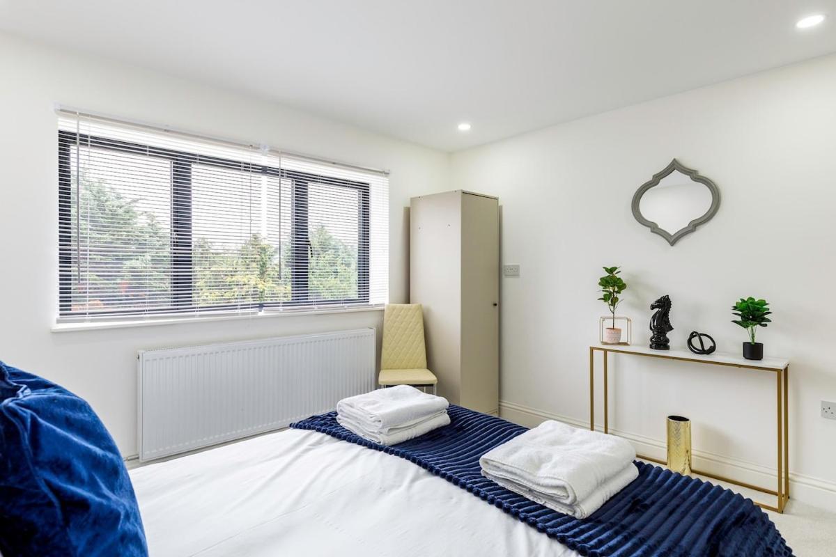 Majestic Lux 5bed 2bath Free Parking Garden Appartement *
